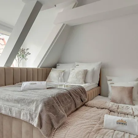 아파트 Old Town Dluga Family Chic Living By Downtown *